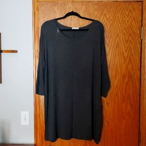 COPY - Dark gray tunic,  size 3x , 3/4 sleeve, brand is Zenana Outfitters